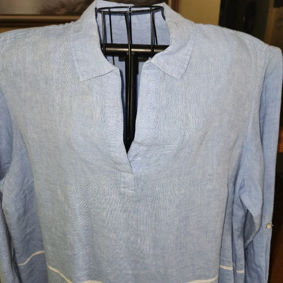 Tahari Linen Blouse Tunic Pastel Blue Roll-up Sleeves Full Button Front Vee Neck - Picture 5 of 10